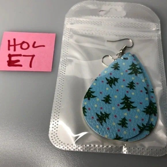 Leather Christmas Tree Teardrop Earrings Lgt Blue - Picture 4 of 5